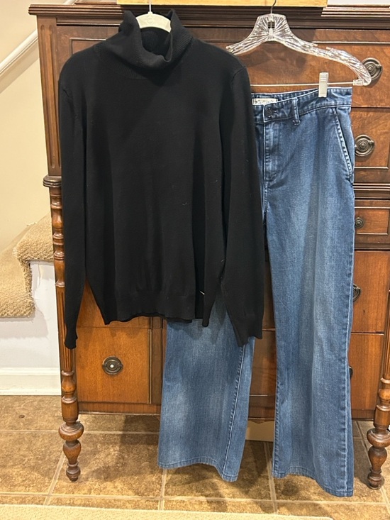 Calvin Klein Sweaters - Classic Calvin Klein Black Turtleneck Sweater Women’s Large